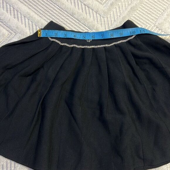 MAJE - PLEATED KNIT SHORT SKIRT - Picture 12 of 14